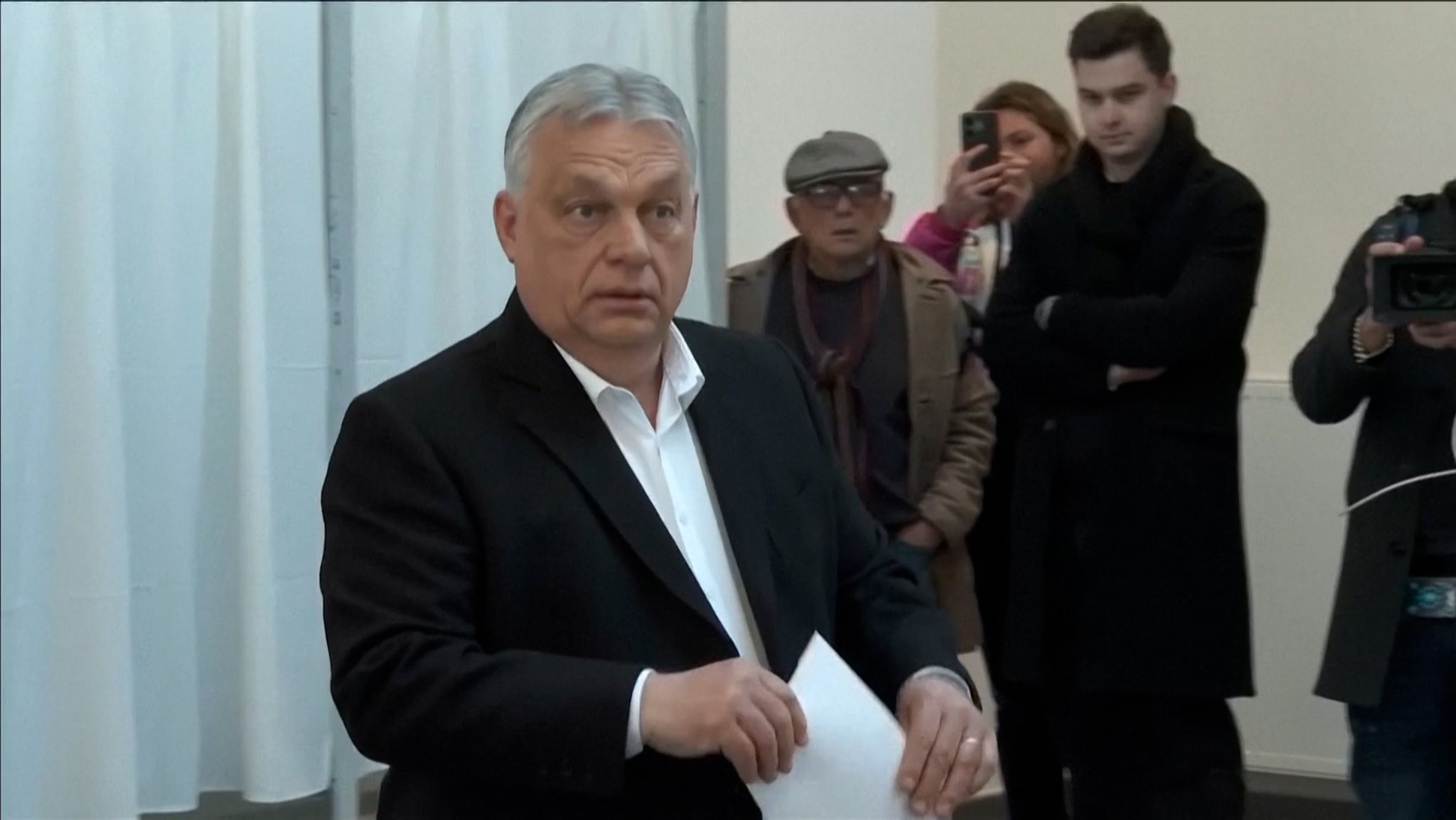 Im Video: Parlamentswahl in Ungarn hat begonnen