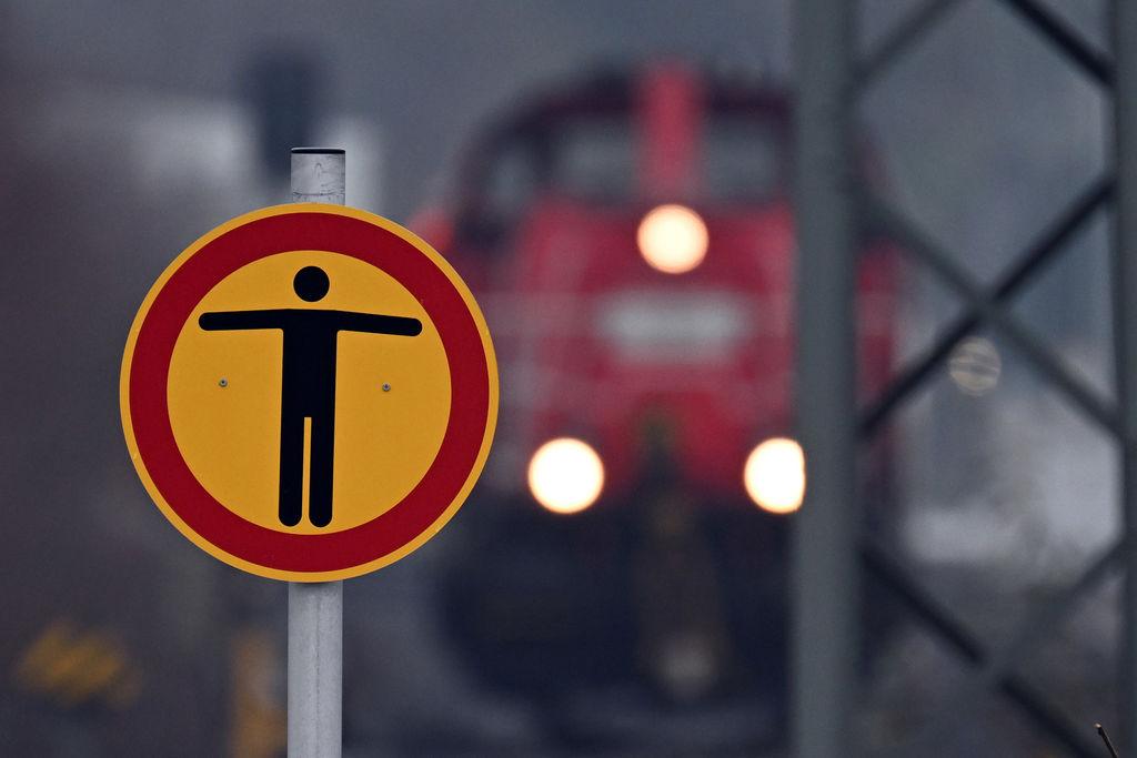 Symbolbild: Warnstreik bei der Bahn