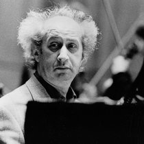 Kollegengespräch zum Tod von Anatol Ugorski | Bild: © akg-images / Wolfgang Roloff