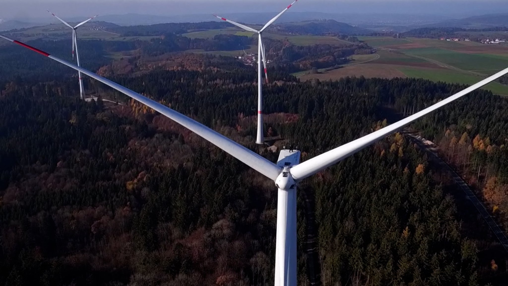 Nur drei neue Windräder in Bayern: Wo ist Aiwangers "Turbo"?