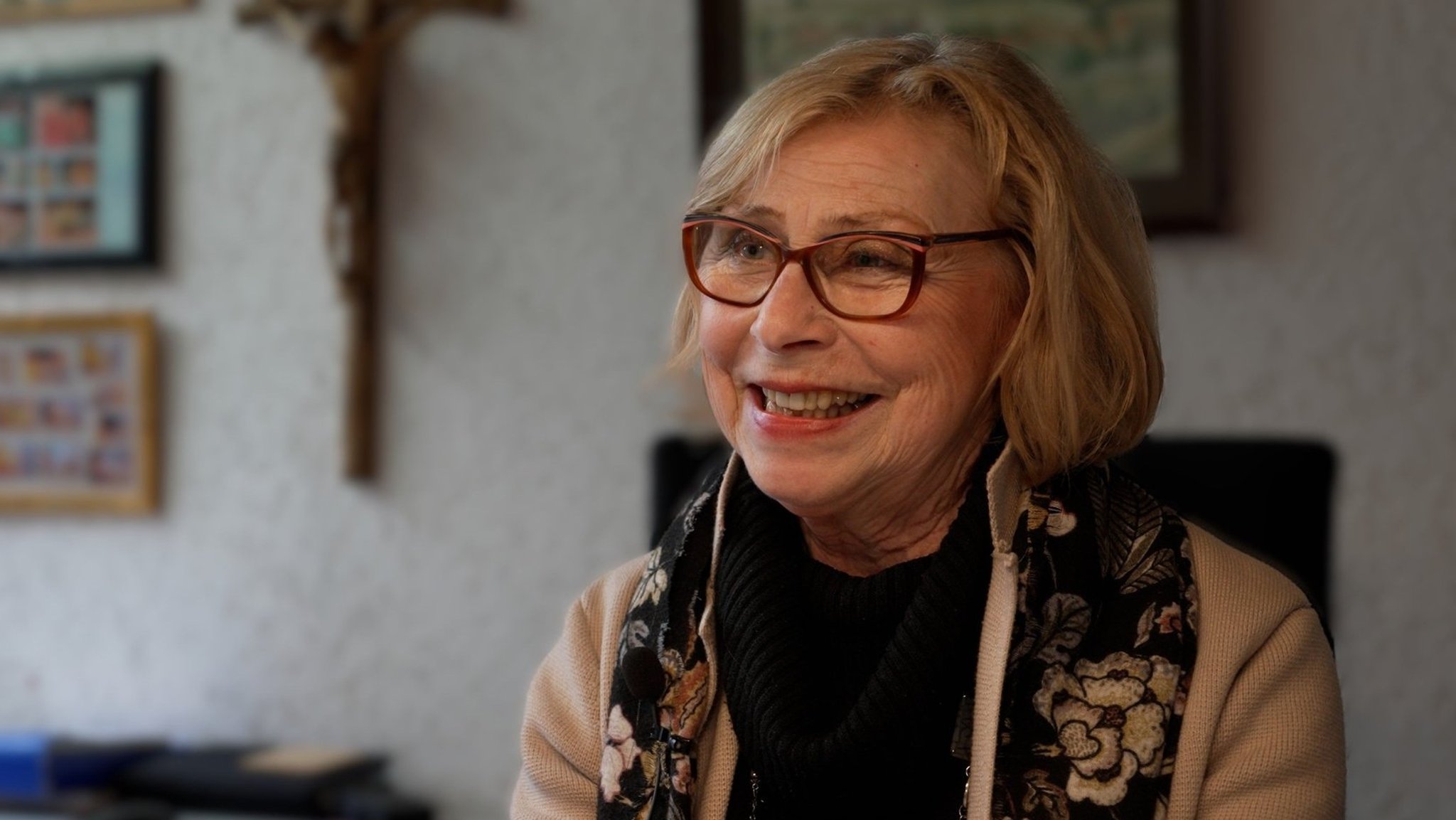 Marianne Krohnen, die Bürgermeisterin von Geiselbach im Landkreis Aschaffenburg. | Bild: BR/Kai Asmussen Marianne Krohnen, die Bürgermeisterin von Geiselbach im Landkreis Aschaffenburg.