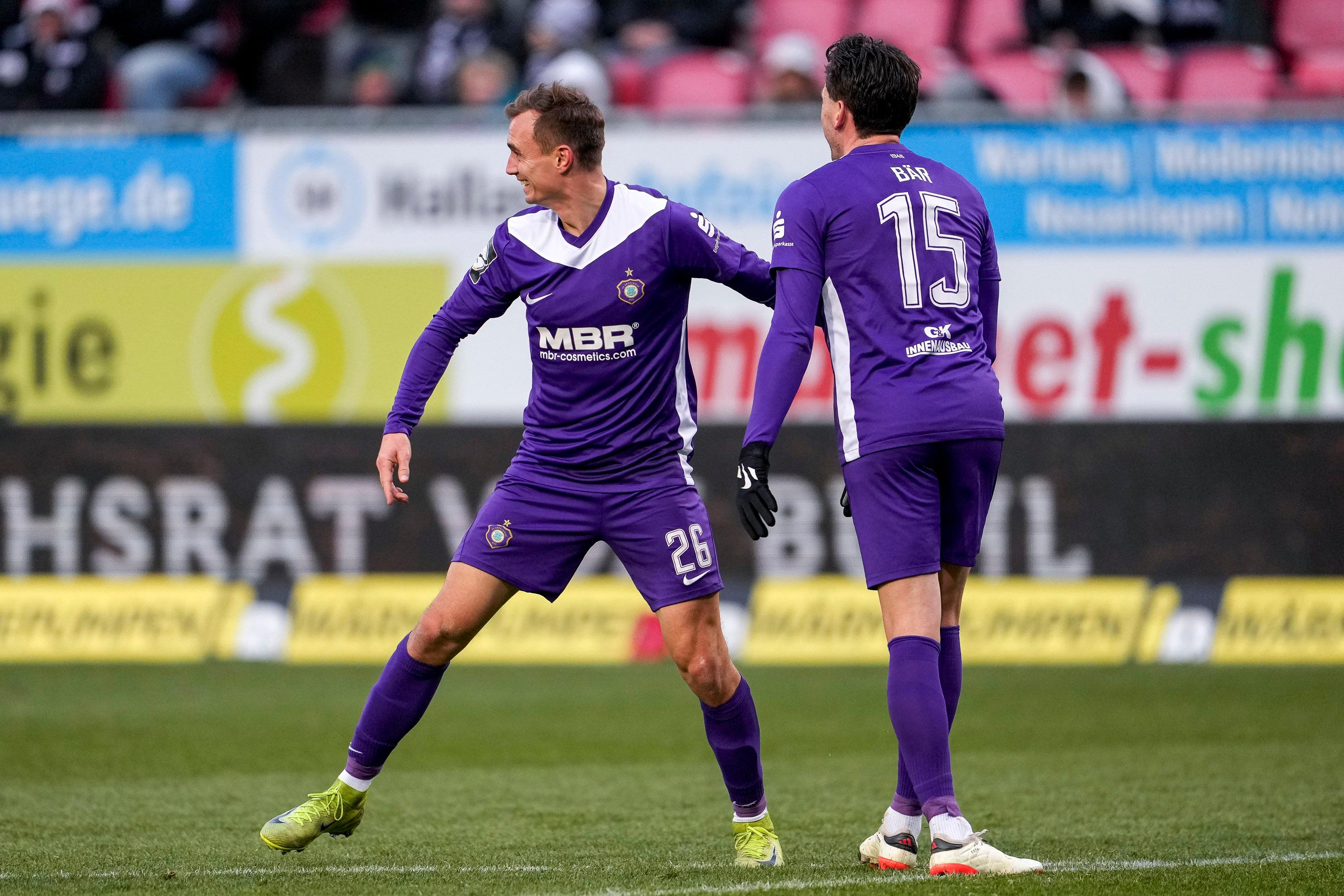 Kilian Jakob und Marcel Bär jubeln