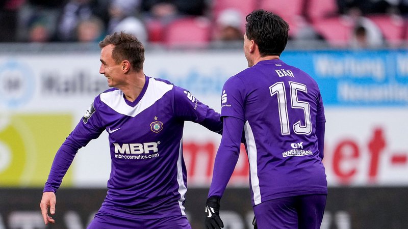 Kilian Jakob und Marcel Bär jubeln | Bild: dpa/picture-alliance Kilian Jakob und Marcel Bär jubeln