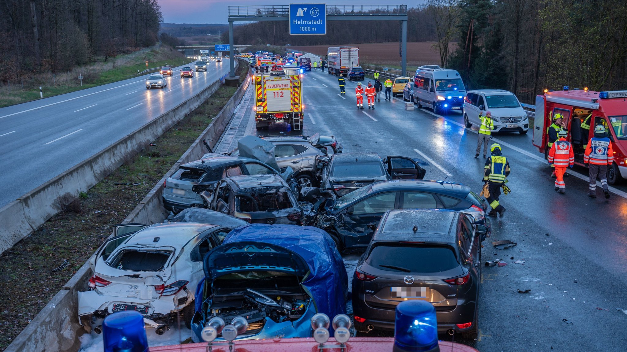 Massenunfall auf der A3 mit Toten – Extremfall für Einsatzkräfte