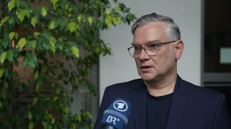 BJV-Chef Harald Stocker bezweifelt die Rechtmäßigkeit der Abhöraktion