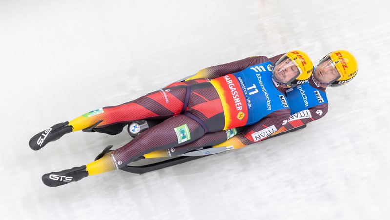 Tobias Wendl und Tobias Arlt im Doppelsitzer | Bild: picture-alliance/dpa Tobias Wendl und Tobias Arlt im Doppelsitzer