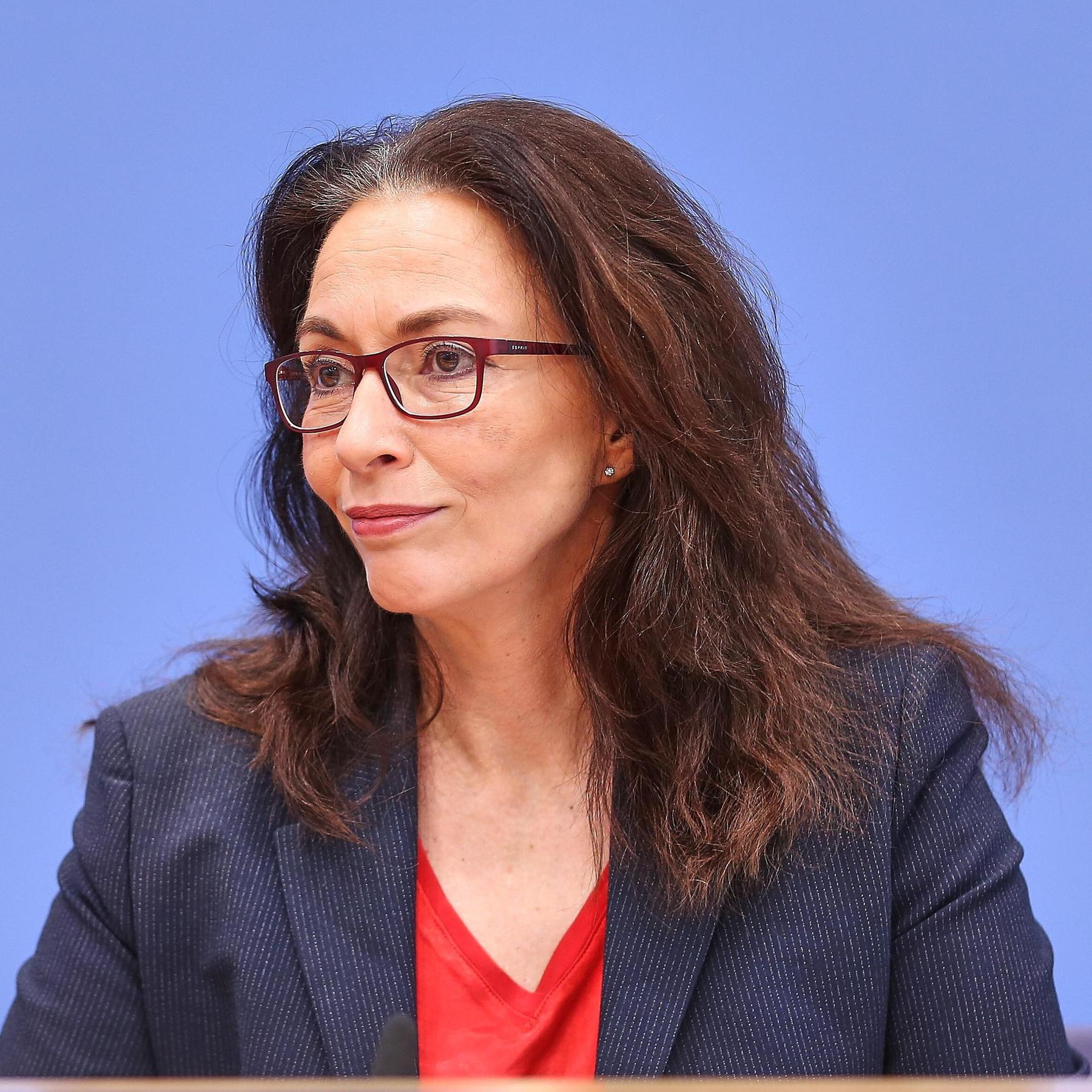 Fahimi: „Wir brauchen den Sozialstaat, gerade auch in schweren Zeiten“