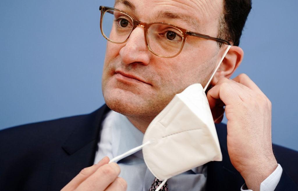 Jens Spahn als Gesundheitsminister. Laut Medien wurden im Bericht zur Corona-Maskenbeschaffung zentrale Passagen zu seiner Rolle geschwärzt. (Archivbild)