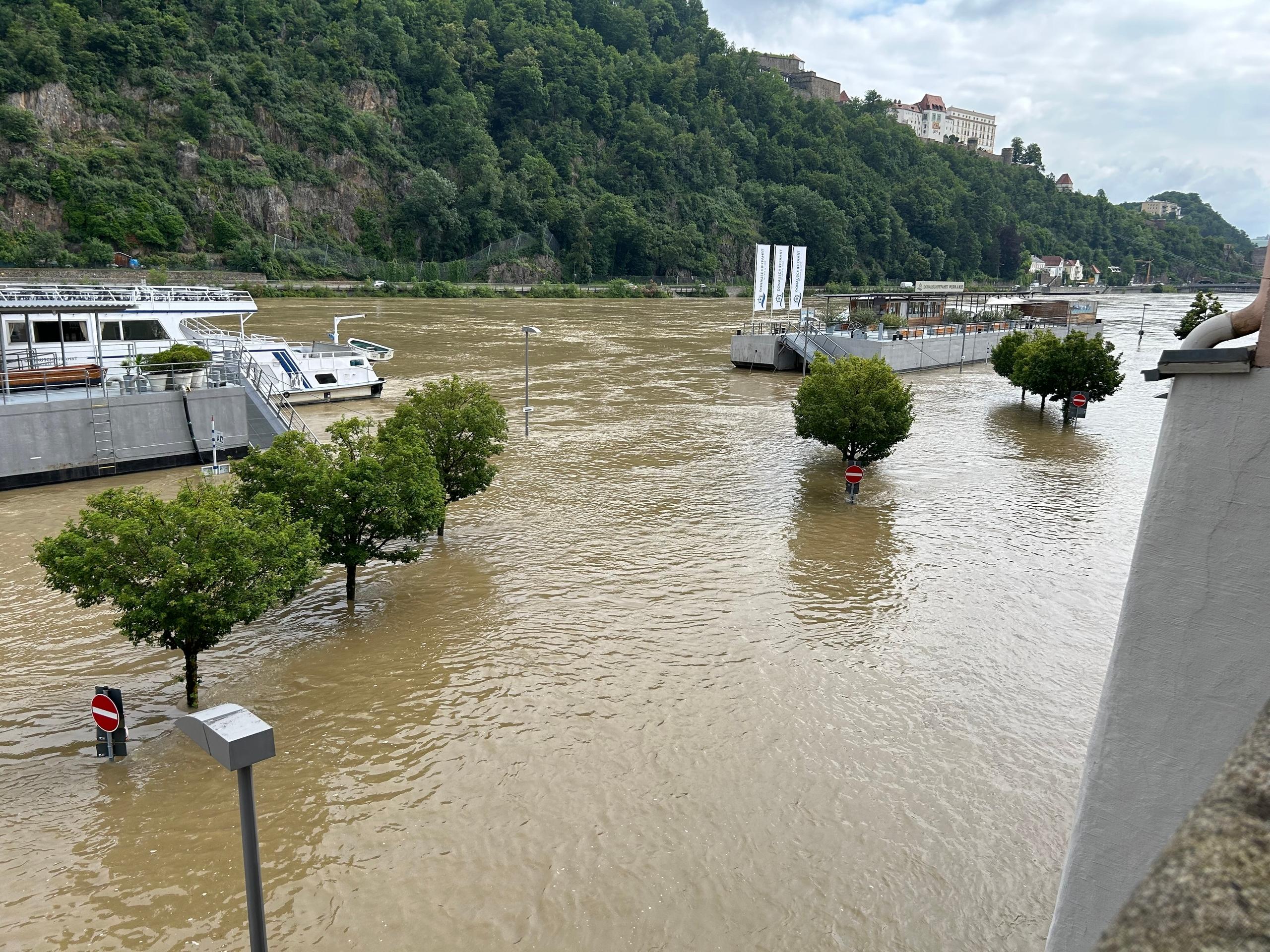 Hochwasser in Bayern - Die Lage am Dienstag