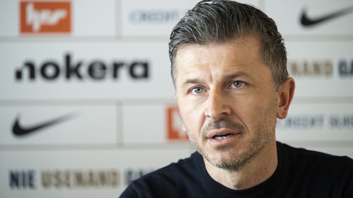 FC Augsburg holt neuen Sportdirektor - Reuter soll kürzertreten