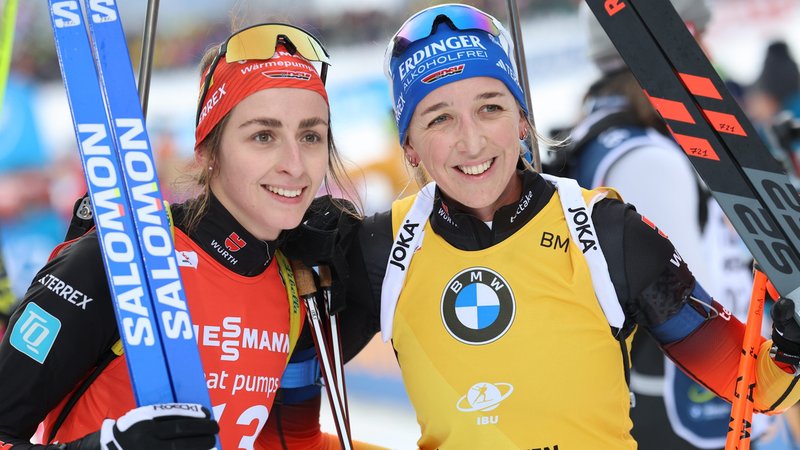 Siegerinnen: Franziska Preuß (r.) mit Vanessa Voigt | Bild: picture-alliance/dpa Siegerinnen: Franziska Preuß (r.) mit Vanessa Voigt