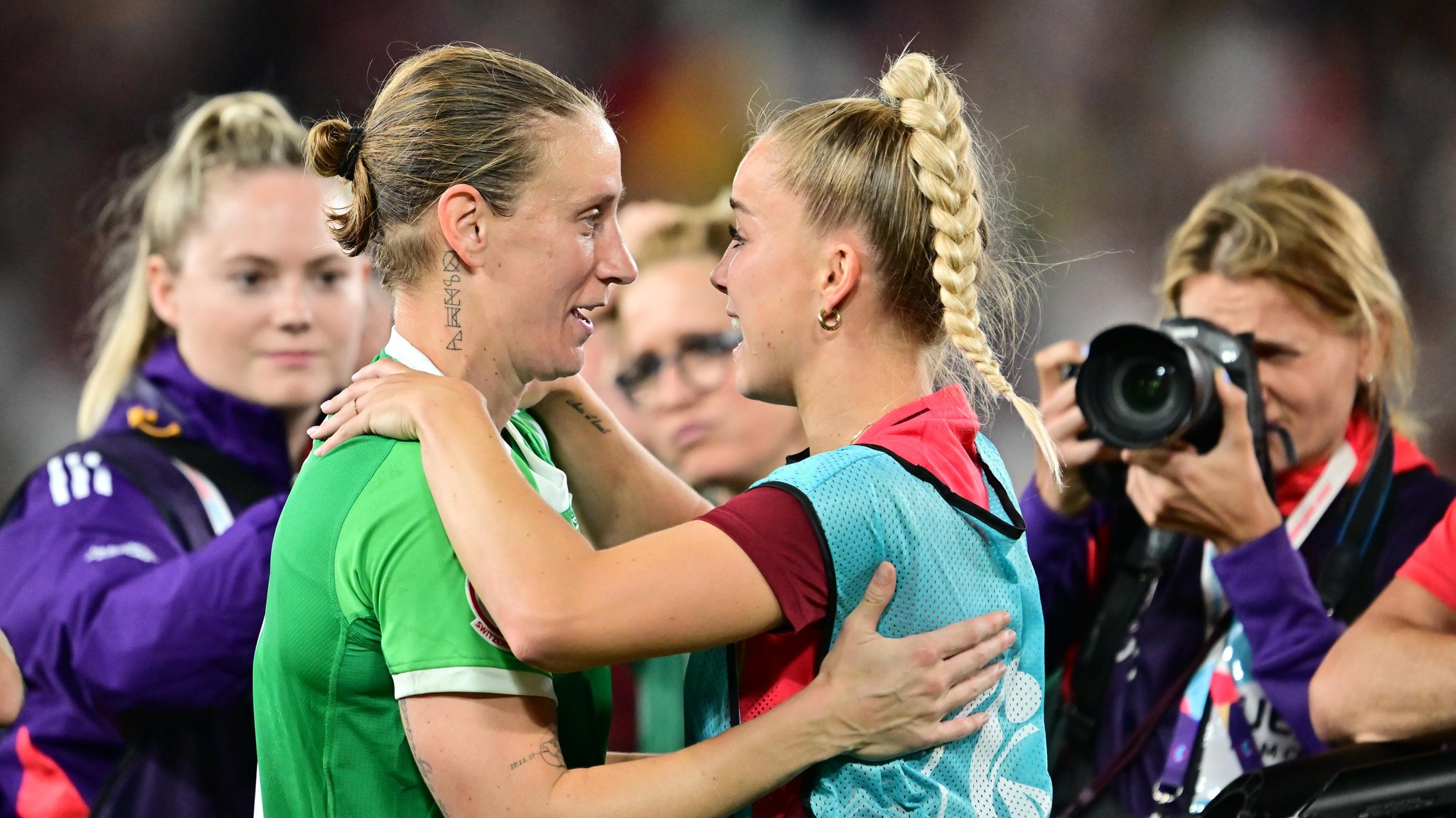 Fußballerin des Jahres: Bayern-Star Gwinn gewinnt mit Berger 