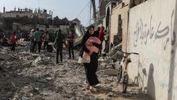 Palästinenser verlassen Rafah | Bild:dpa-Bildfunk/Abed Rahim Khatib
