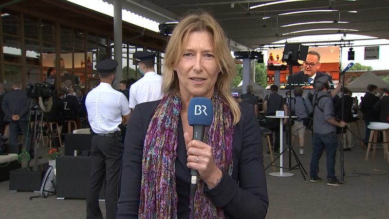 BR-Korrespondentin Stephanie Stauss aus Magedburg zu der Wahl in Sachsen-Anhalt.
