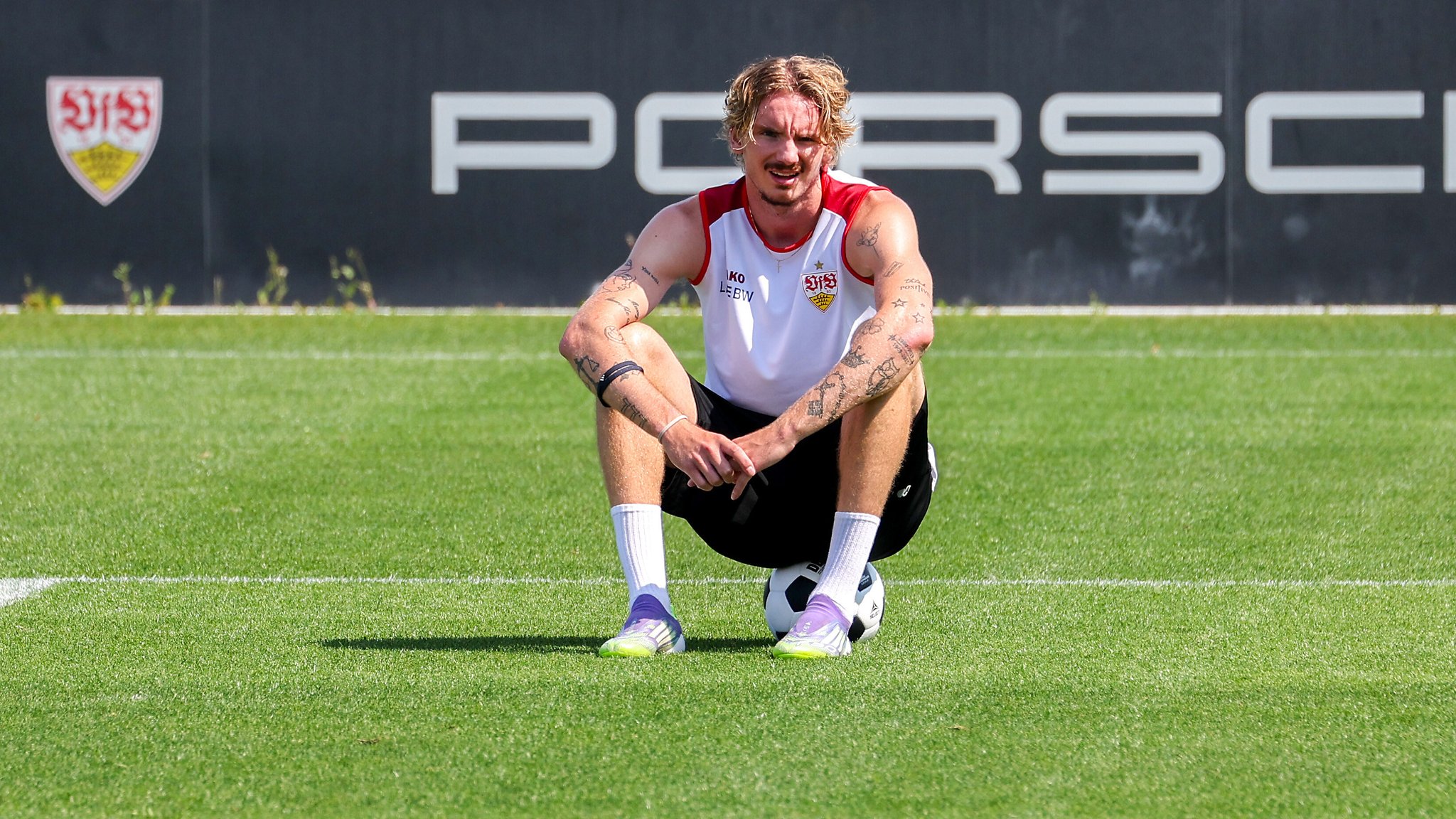 Nick Woltemade im Training des VfB Stuttgart | Bild: picture alliance / Pressefoto Baumann/Julia Rahn | Julia Rahn Nick Woltemade im Training des VfB Stuttgart