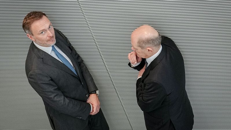 Finanzminister Lindner mit Kanzler Scholz (Archivbild)
