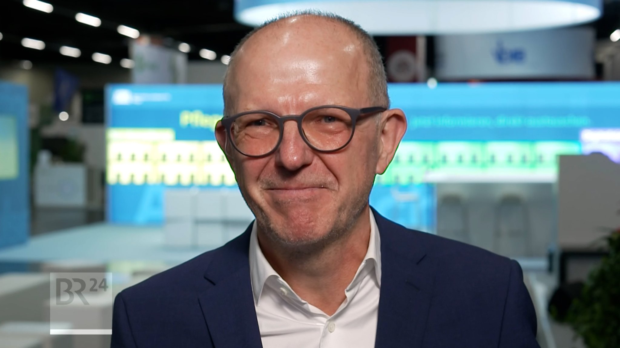 Teure Pflegeplätze - Stefan Arend vom Institut für Sozialmanagement und neue Wohnformen