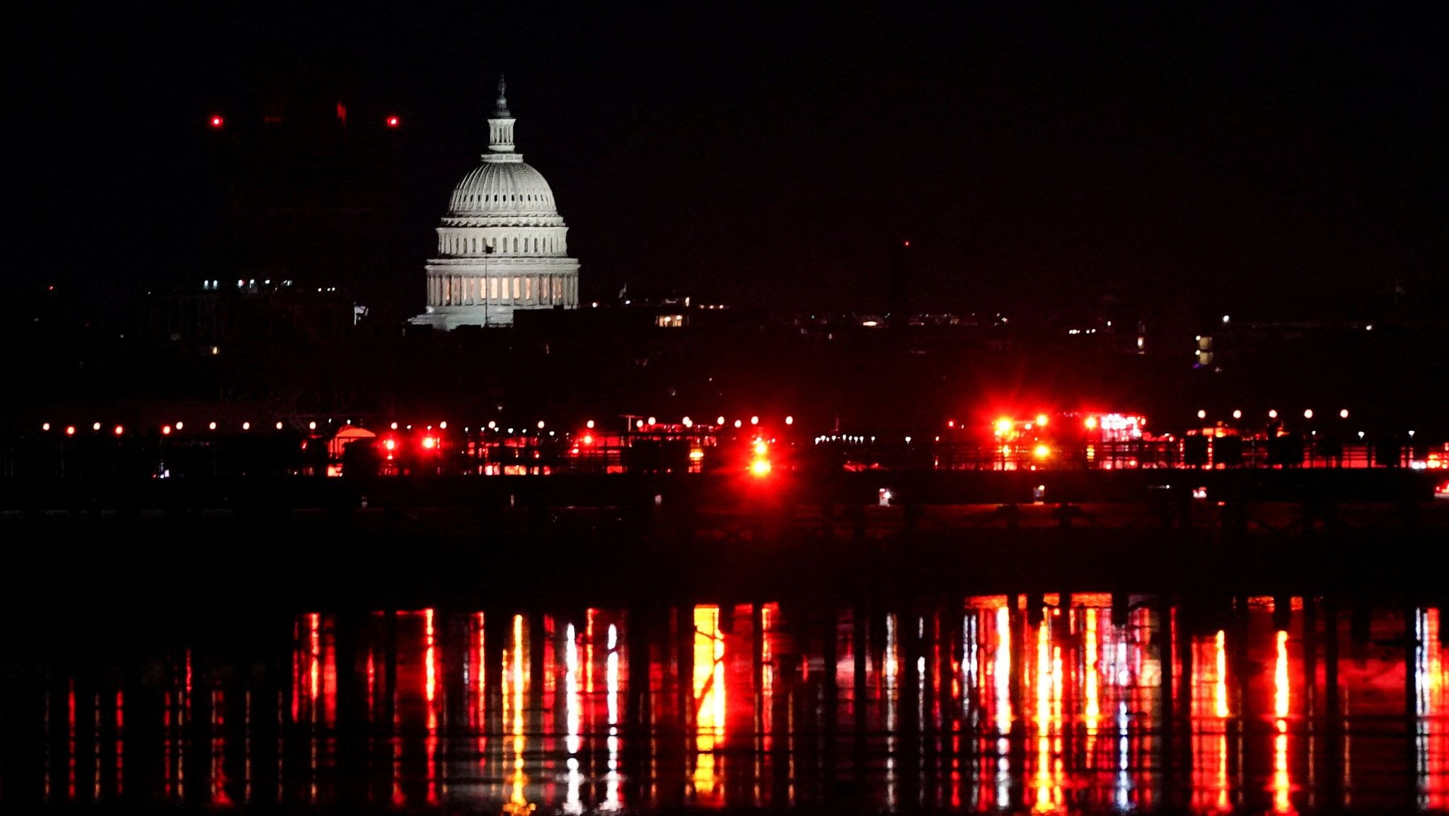 Flugzeugunglück nahe Washington - wohl keine Überlebenden