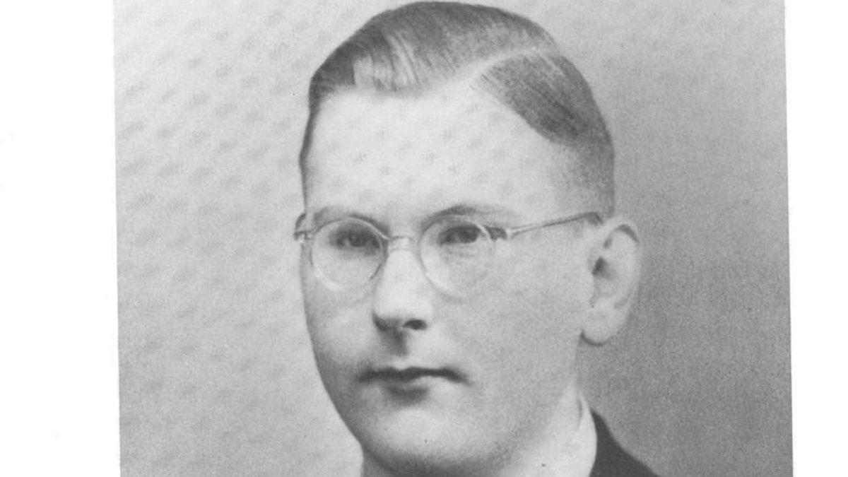 Robert Limpert auf einem schwarz-weiß Bild (Archiv)