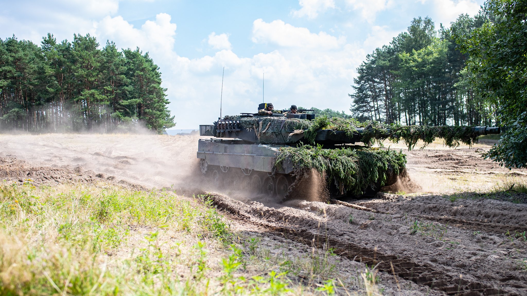 Kampfpanzer vom Typ Leopard-2-A6