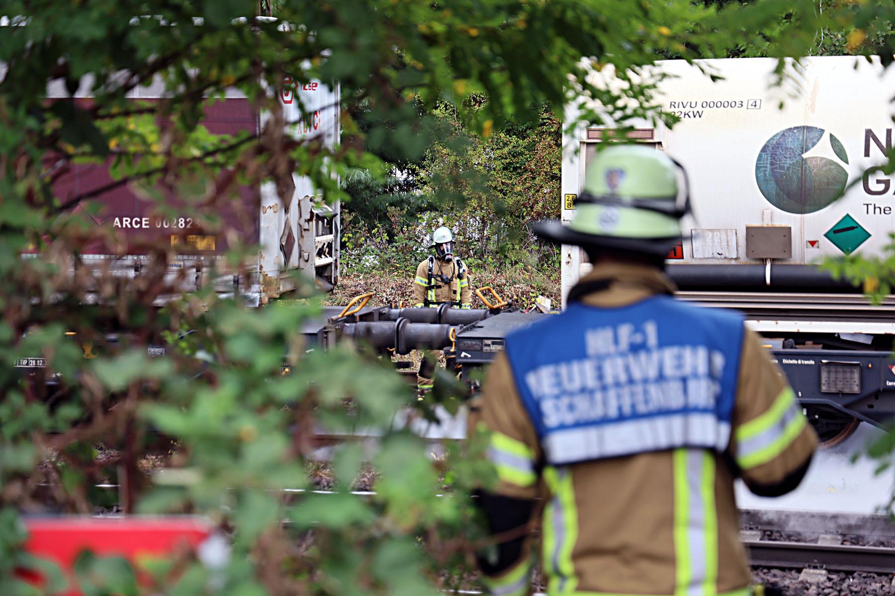 Gas leak on freight train disrupts rail traffic near Aschaffenburg