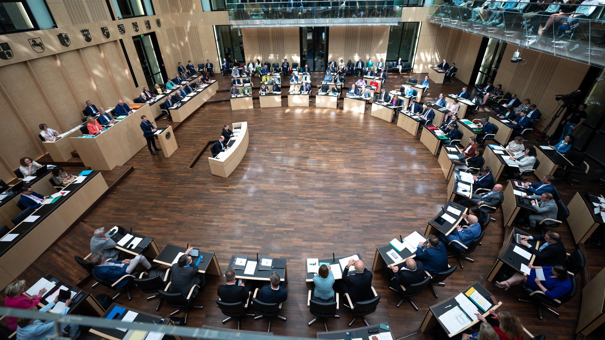 Versammelte Politiker im Bundesrat (Archivbild)