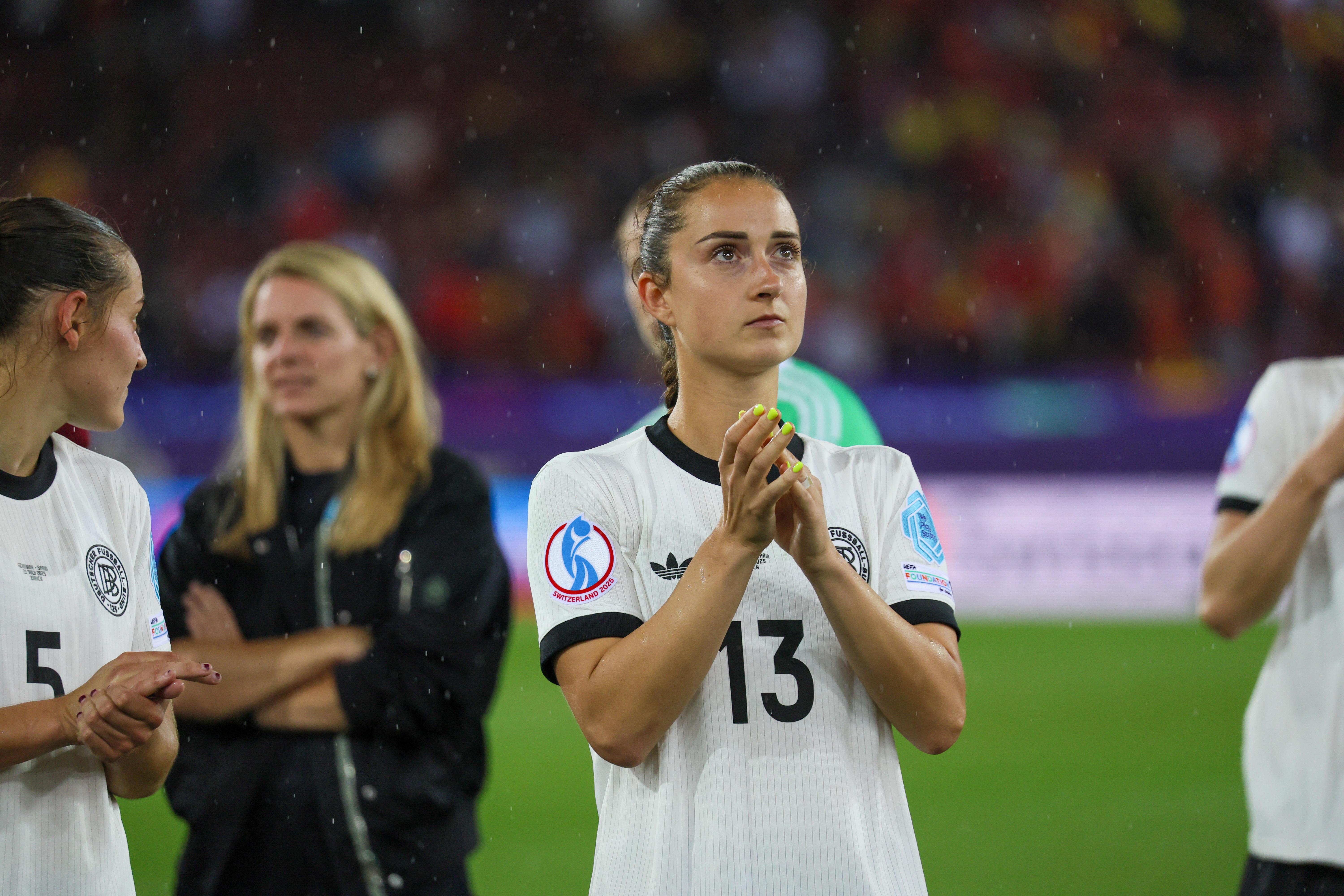Sara Däbritz beendet ihre DFB-Karriere