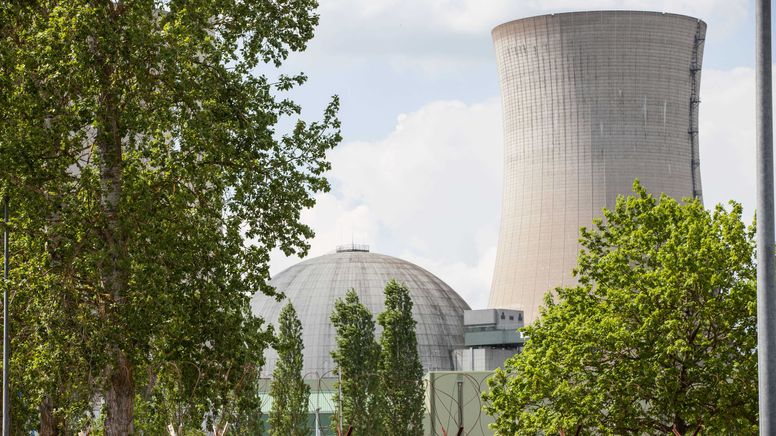 Das Kernkraftwerk Grafenrheinfeld befindet sich im Rückbau (Symbolbild, Mai 2022) | Bild:picture alliance / Fotostand | Fotostand / K. Schmitt