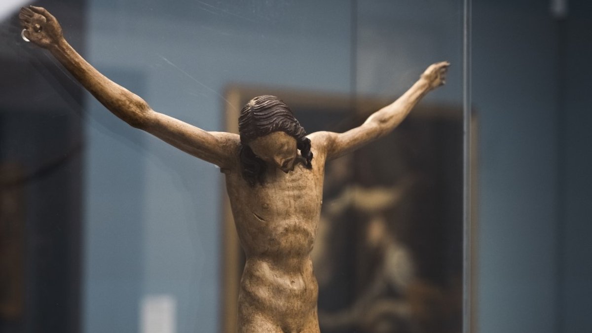  Jesus am Kreuz, geschaffen von Michelangelo