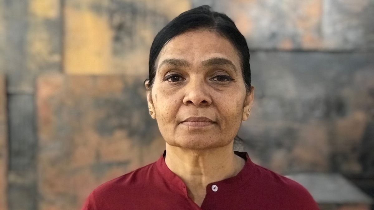 Darum Ist Kuhdung Fur Die Kunstlerin Sheela Gowda Politisch Br24