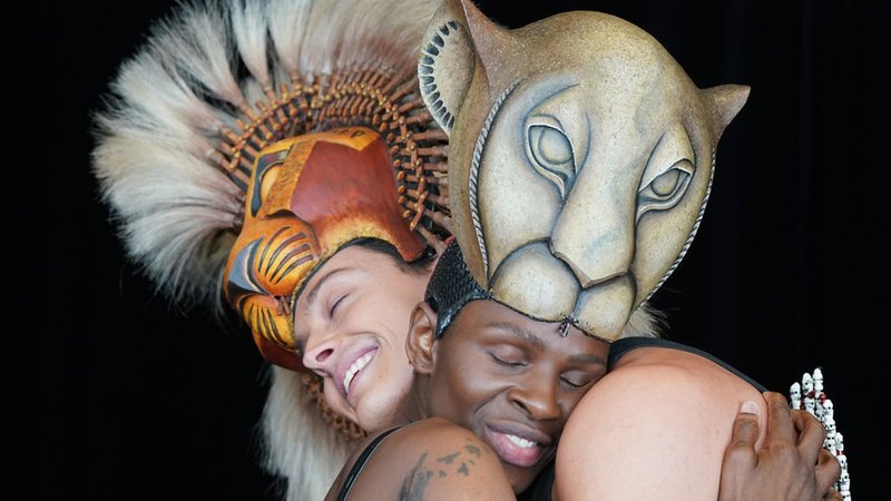 Szene aus dem Musical "Der König der Löwen". | Bild: dpa-Bildfunk/Marcus Brandt Szene aus dem Musical "Der König der Löwen".
