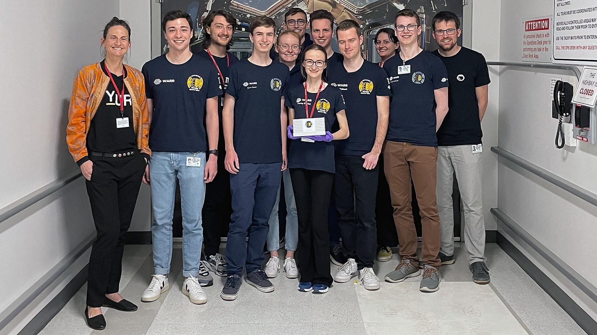 Das Team WARR Space Labs der TU Mün­chen will sich die­ Be­din­gun­gen auf der Raum­sta­ti­on ISS für die Erforschung degenerativer Erkrankungen des Gehirns, wie Alzheimer, zu­nut­ze ma­chen.