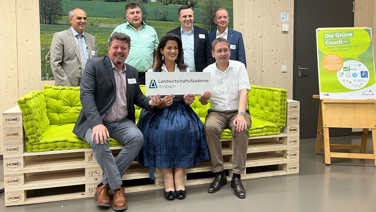 Bayernweit zweite Landwirtschaftsakademie in Ansbach eröffnet