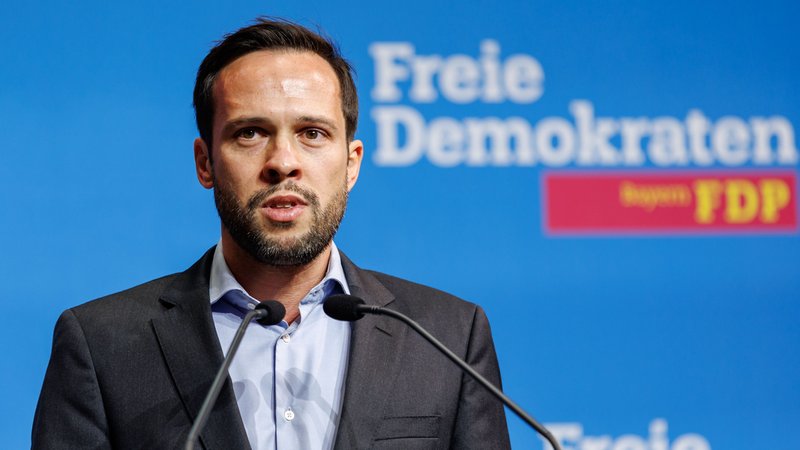 Landesvorsitzender Martin Hagen von der bayerischen FDP. Er führt seine Partei in den Bundestagswahlkampf. | Bild: picture alliance/dpa | Daniel Karmann Landesvorsitzender Martin Hagen von der bayerischen FDP. Er führt seine Partei in den Bundestagswahlkampf.