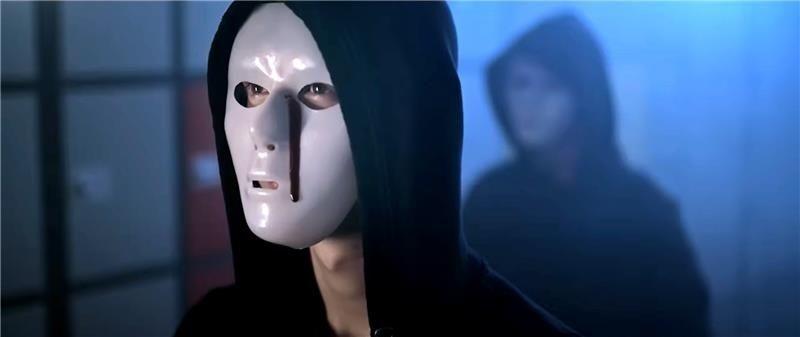 Szene aus dem Musikvideo zu dem Anti-Rassismus-Song "Tausend Farben"