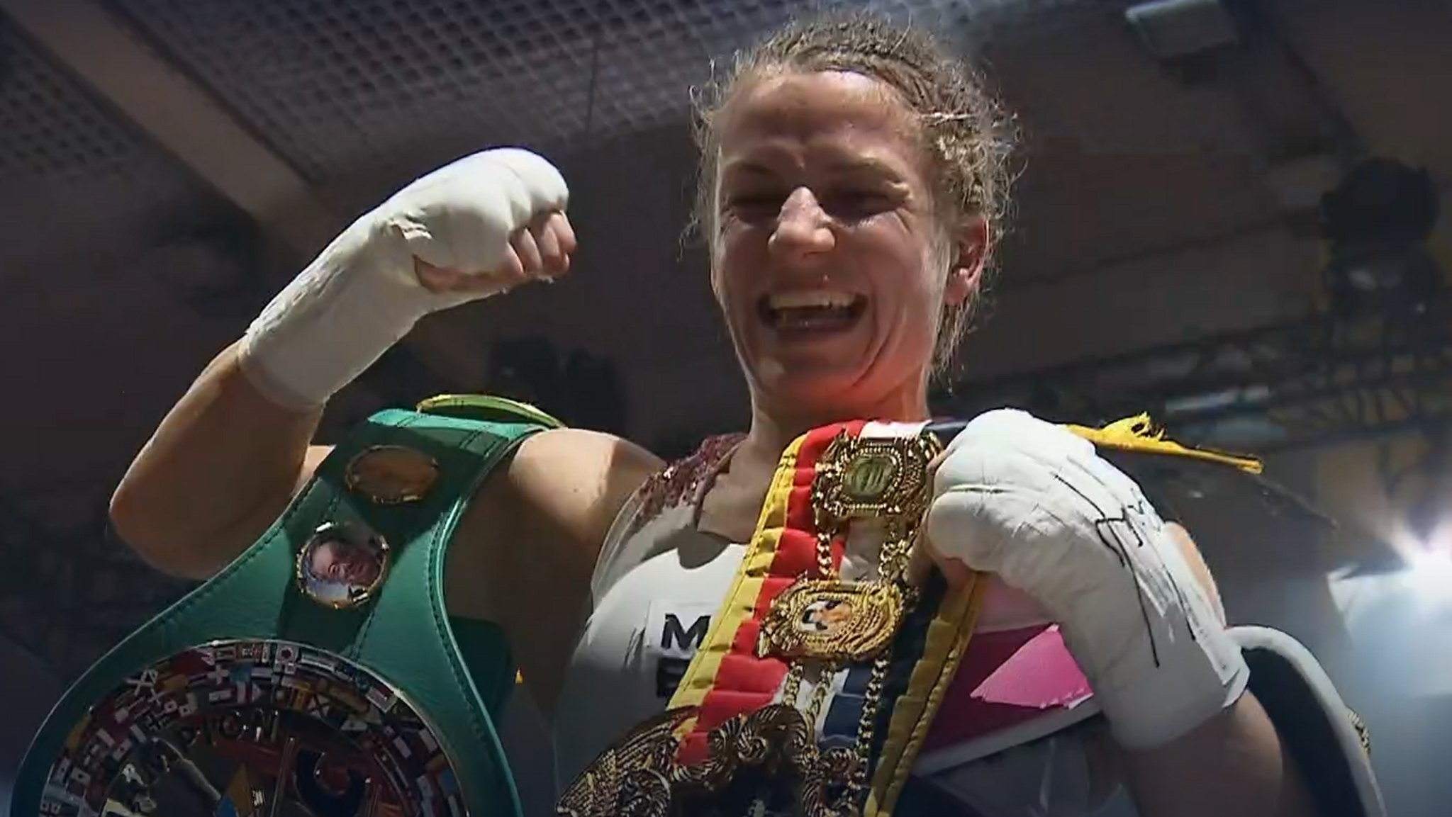 "Tiny Tina" Rupprecht jetzt WBO-, WBA- und WBC-Weltmeisterin