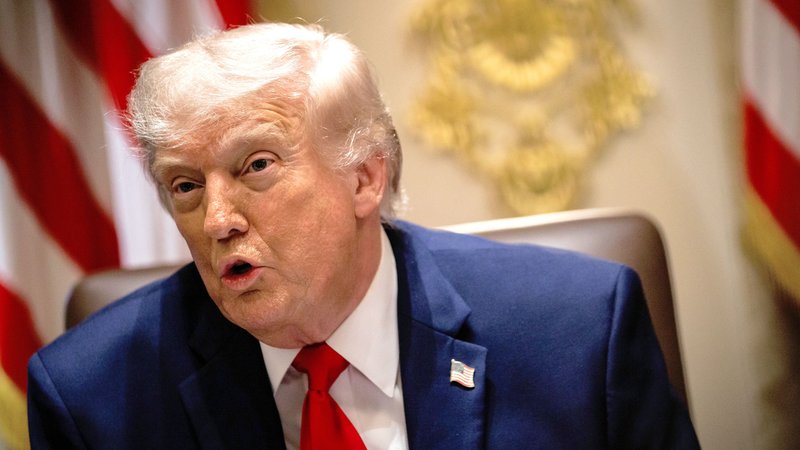 US-Präsident Trump spricht von einer Einigung mit Iran binnen einer Woche. Der Iran hatte laut Medienberichten den vorläufigen Stopp der Gespräche mit den USA verkündet | Bild: picture alliance / Captital Pictures US-Präsident Trump spricht von einer Einigung mit Iran binnen einer Woche. Der Iran hatte laut Medienberichten den vorläufigen Stopp der Gespräche mit den USA verkündet