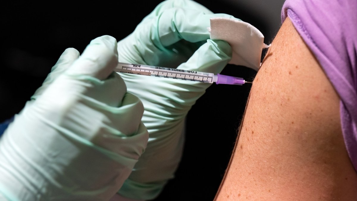 Impfung gegen Covid: Antworten im BR24live