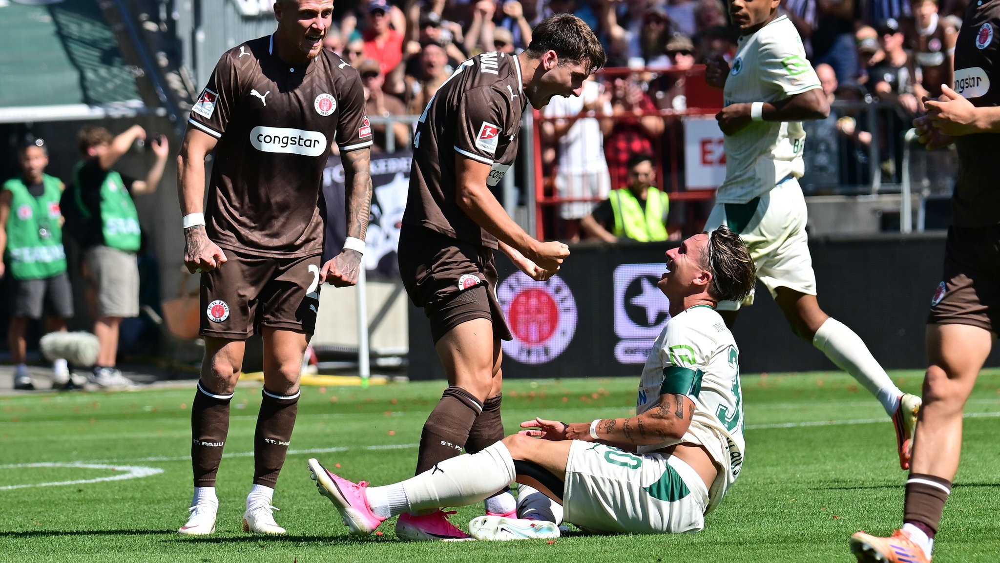 Remis am Millerntor: Fürth besteht beim Bundesliga-Absteiger