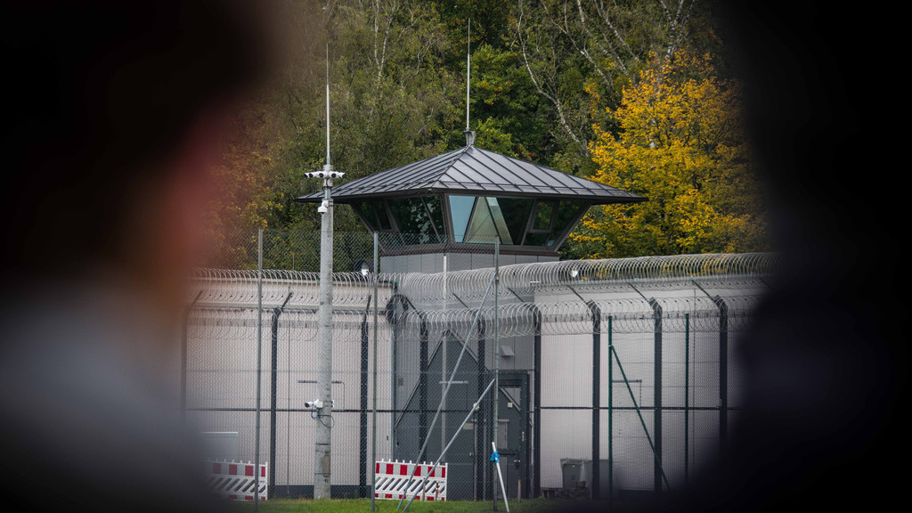 Sechs Flüge gesichtet: Gefängnisse wappnen sich gegen Drohnen