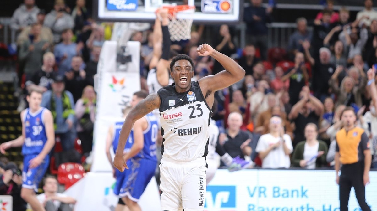 Basketball: Bayreuth gewinnt Auftaktkrimi gegen Frankfurt