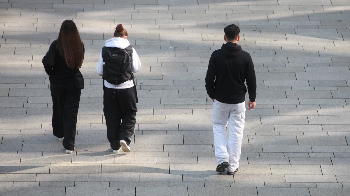 Leben die Babyboomer zulasten der Jungen? 