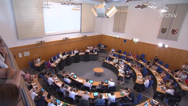 Sitzung im Nürnberger Stadtrat | Bild: BR Sitzung im Nürnberger Stadtrat