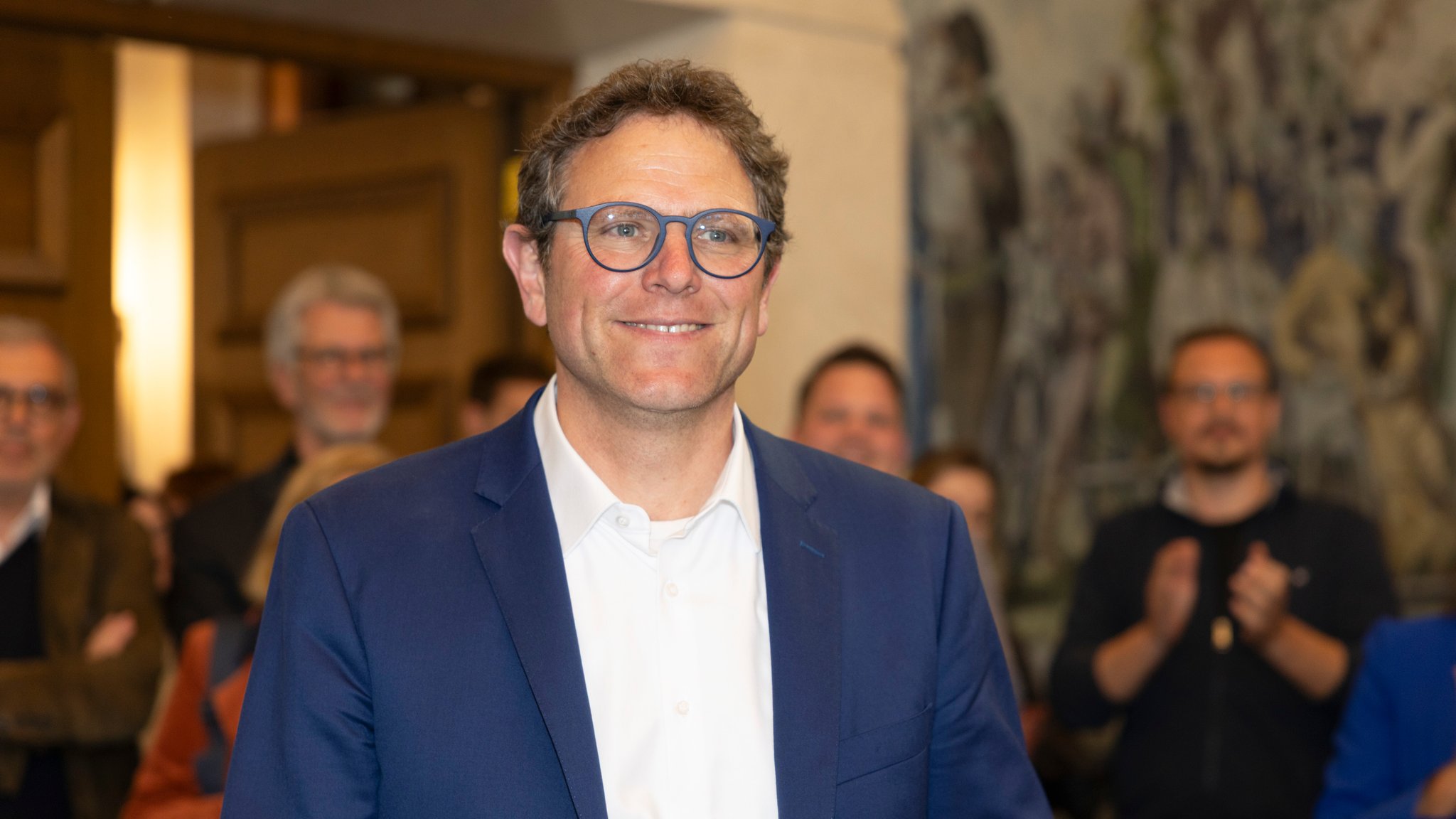 Martin Heilig im Würzburger Rathaus | Bild: picture alliance/dpa | Heiko Becker Martin Heilig im Würzburger Rathaus