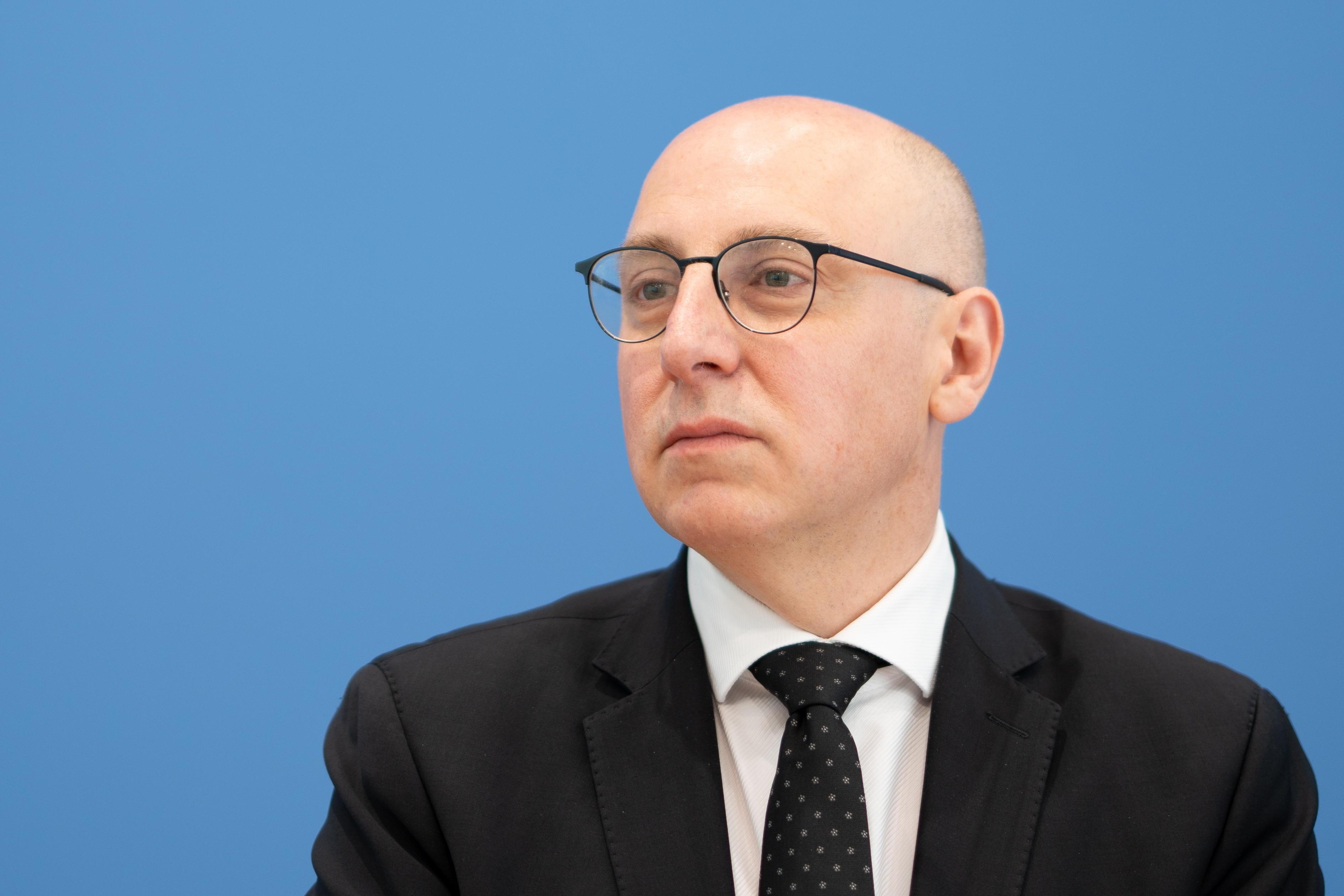 Neuer Chef des Verfassungsschutzes: Wer ist Sinan Selen?