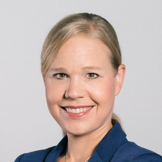 Verena Nierle Verena Nierle