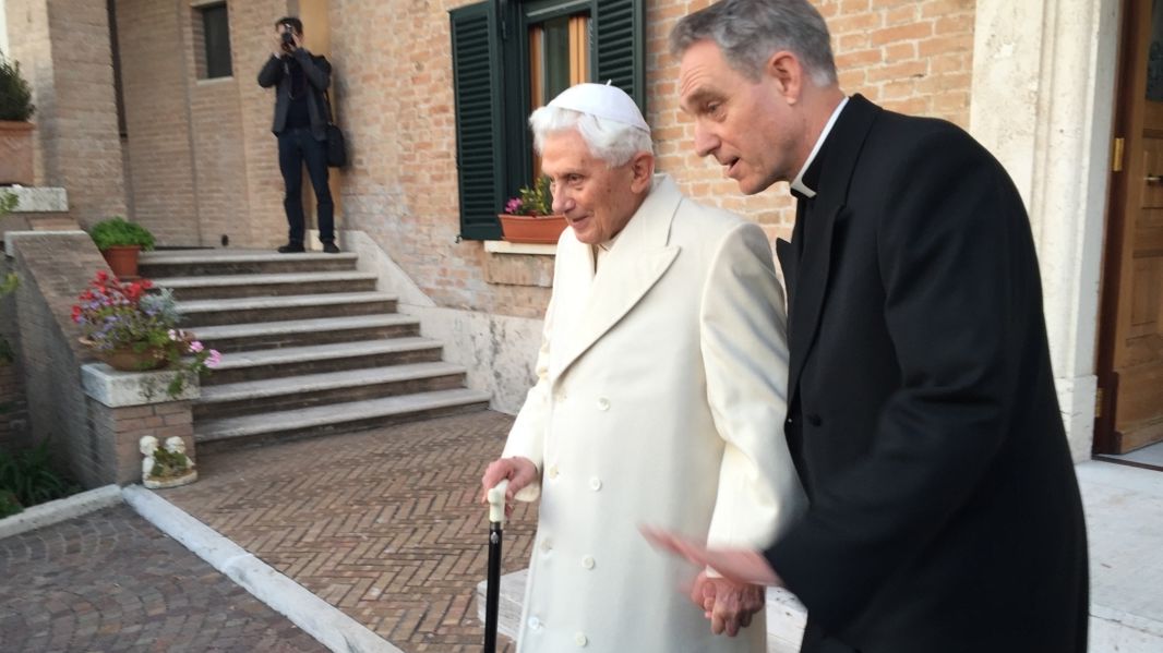 Vorwurfe Gegen Ehemaligen Papst Benedikt Xvi Und Kardinal Marx Br24