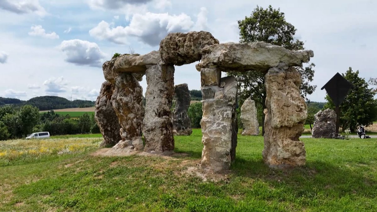 "Oberfränkisches Stonehenge" lockt Touristen 