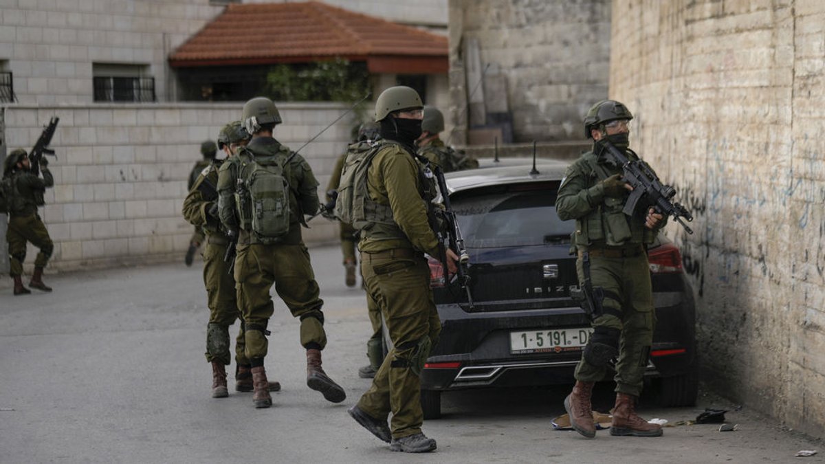 (Symbolbild) Israelische Sicherheitskräfte töteten in einem "Anti-Terror-Einsatz" fünf militante Palästinenser