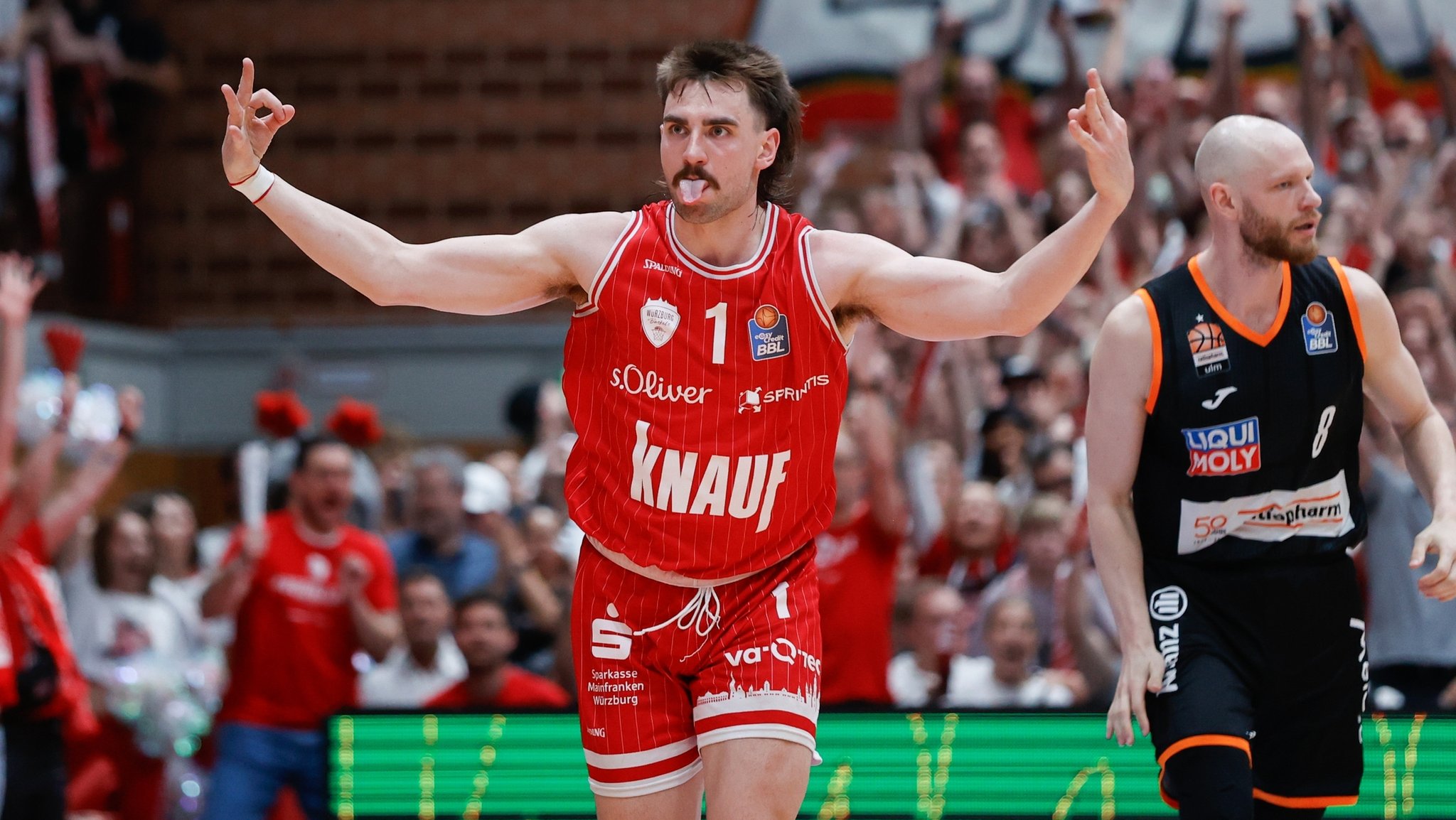 Die Würzburg Baskets sind das Überraschungsteam in dieser Saison und hören einfach nicht auf, ihre Fans zu begeistern. Die Franken schlugen den amtierenden Deutschen Meister Ulm. 